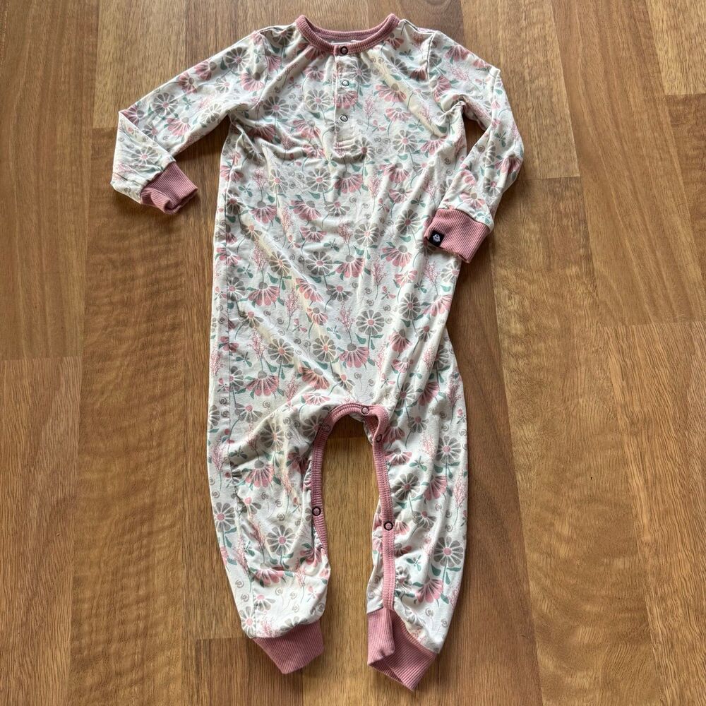 Sweet Bamboo Pink floral bamboo sleeper